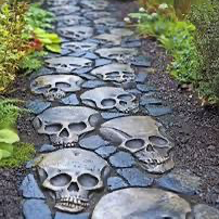 Skull Stepping Stone Set