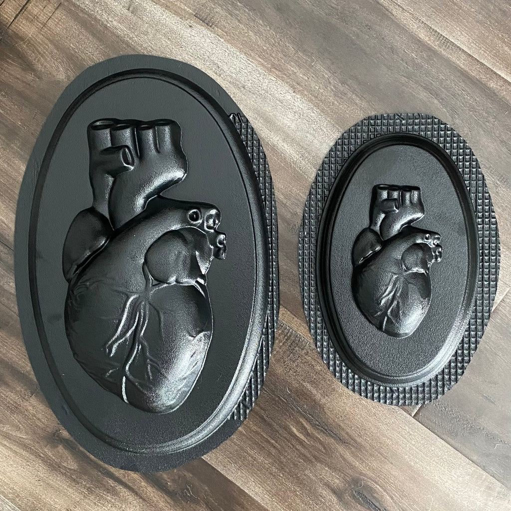 Anatomical heart ABS mold set by Pacific Mold Design showing large and small realistic human heart shaped molds for casting concrete and plaster anatomical heart sculptures and décor